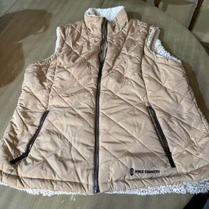 Free Country Light Tan Quilted Vest